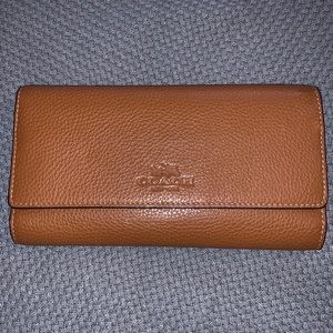 Coach Wallet with ID Chain NWOT